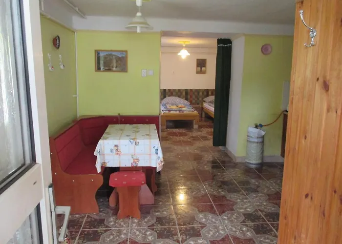 Affittacamere Holló *